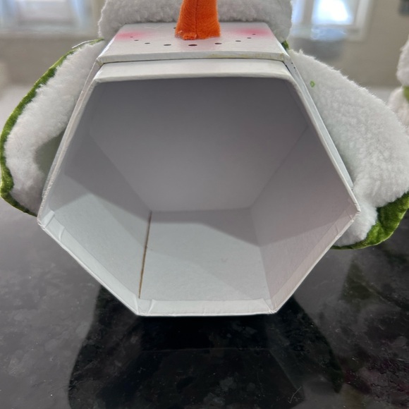 Snowman wine carrying container. - Picture 5 of 10